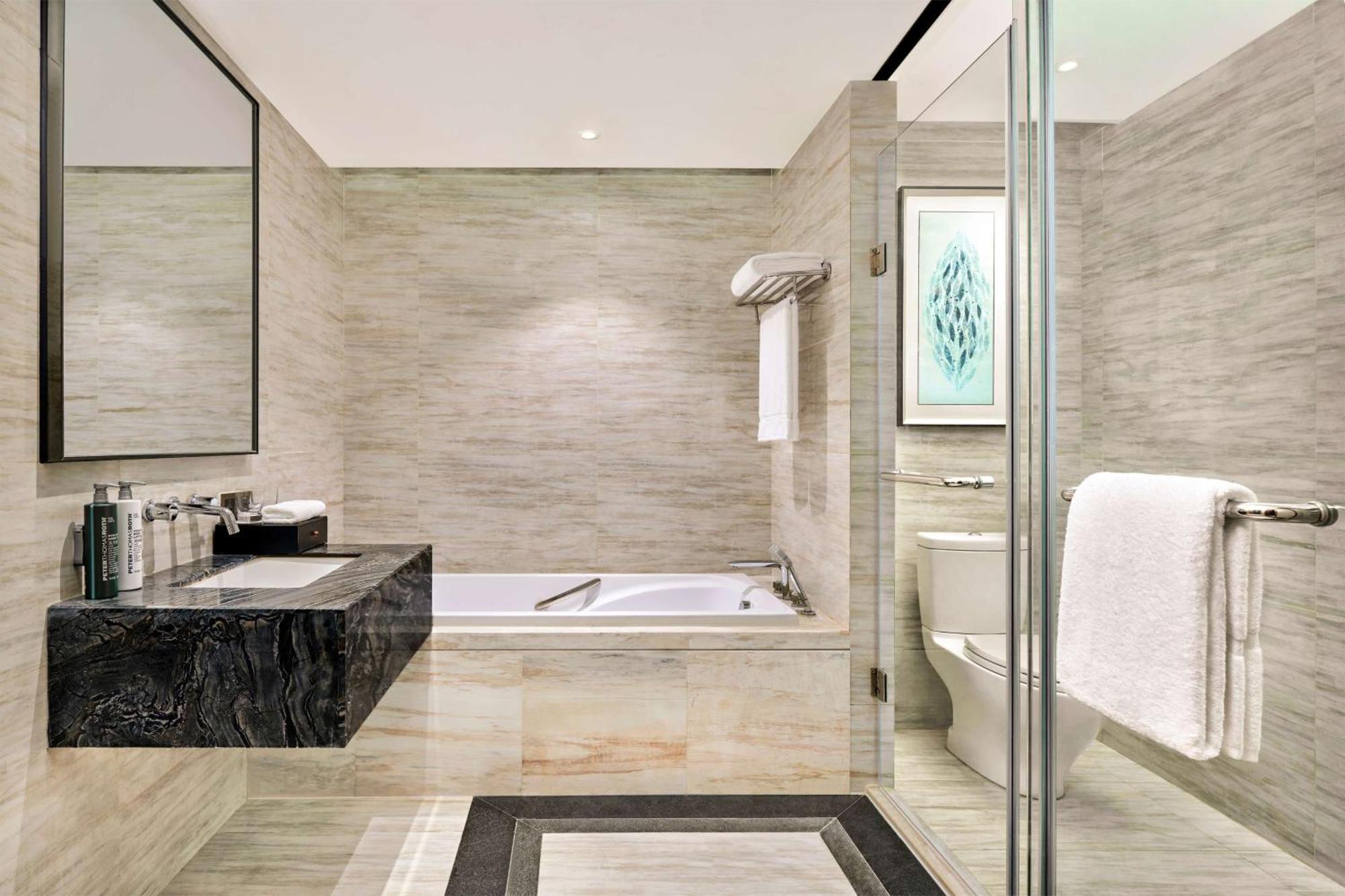 Hilton Garden Inn Wuhan Hankou Zewnętrze zdjęcie