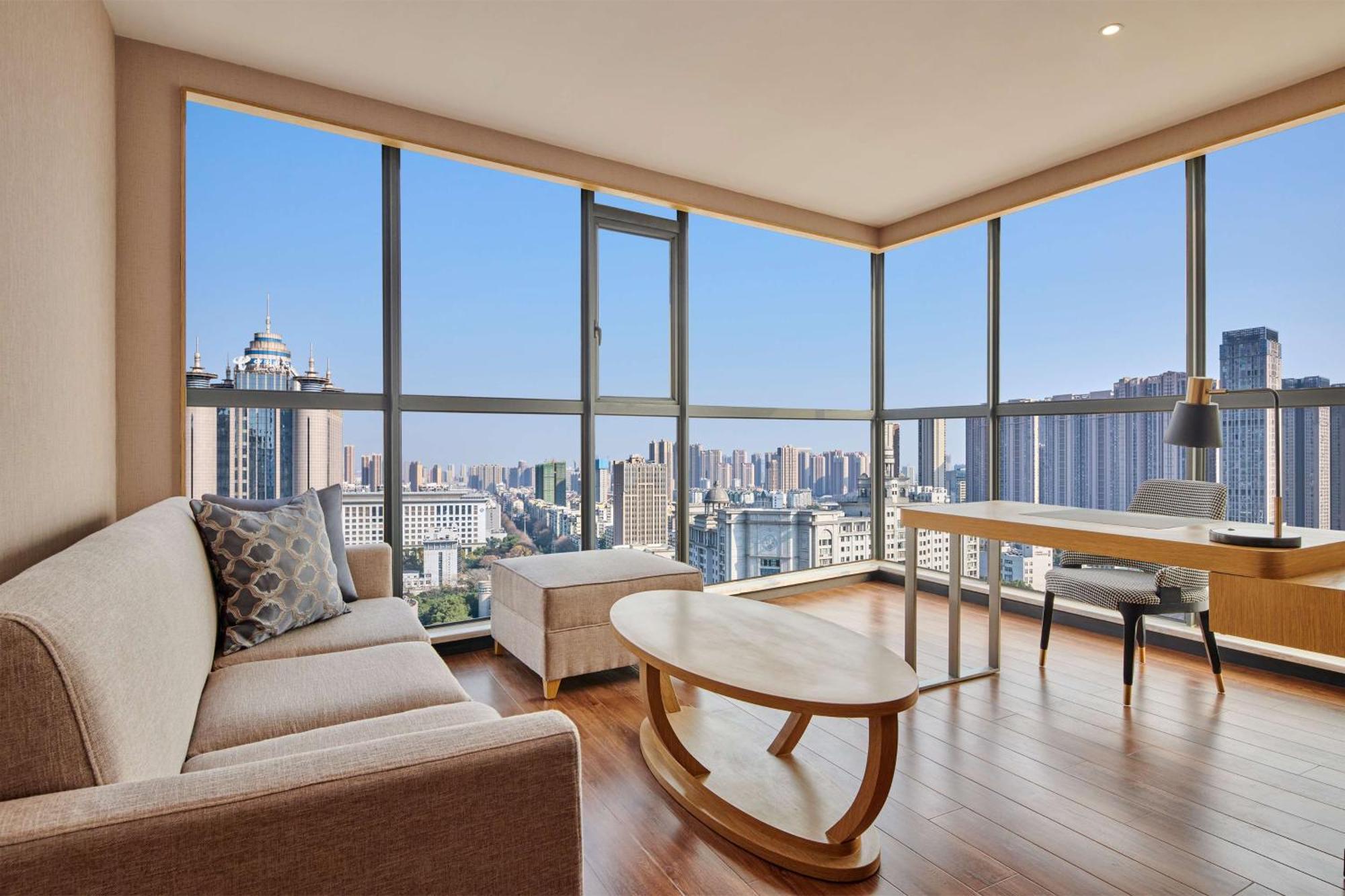 Hilton Garden Inn Wuhan Hankou Zewnętrze zdjęcie