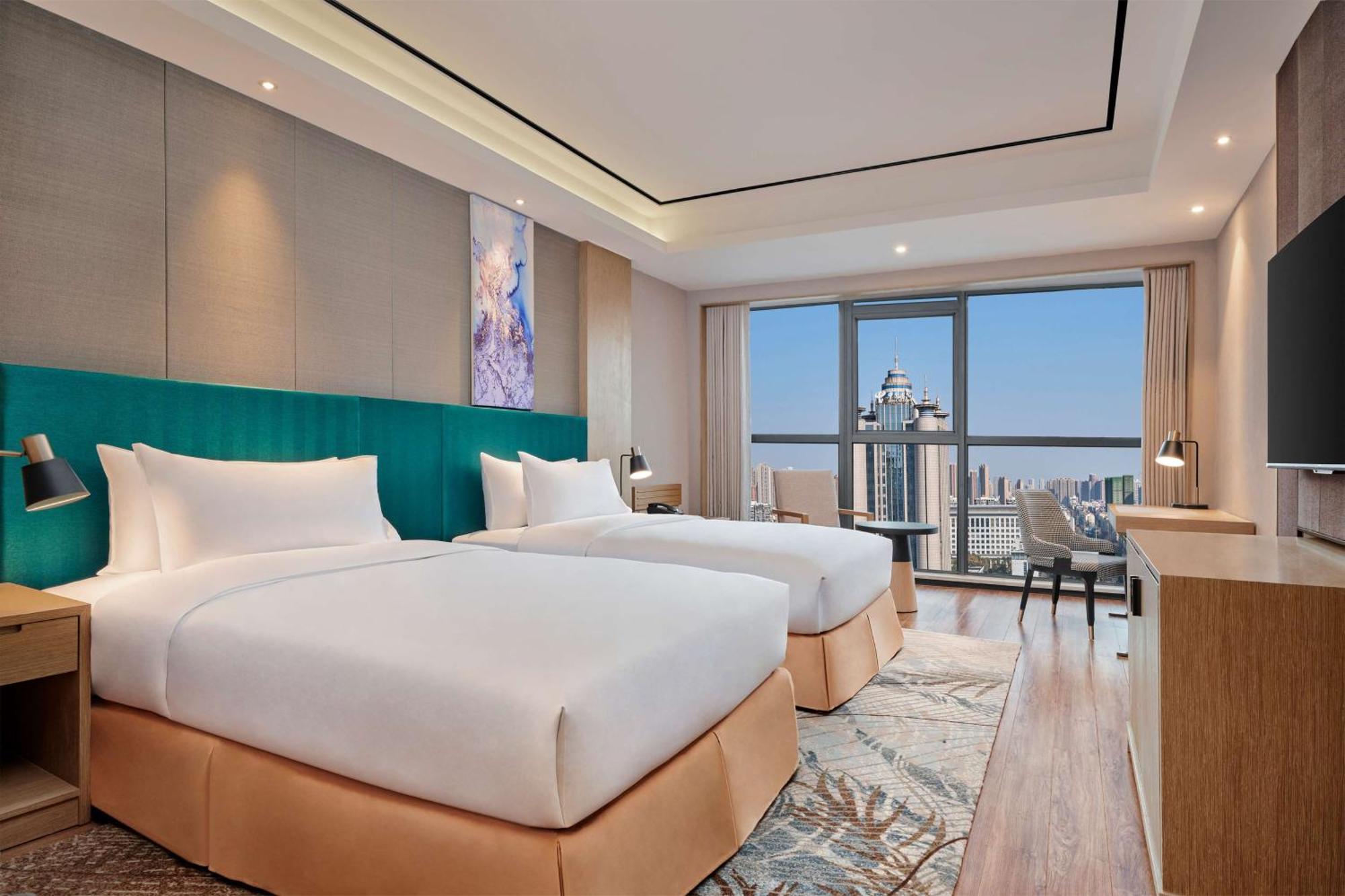 Hilton Garden Inn Wuhan Hankou Zewnętrze zdjęcie