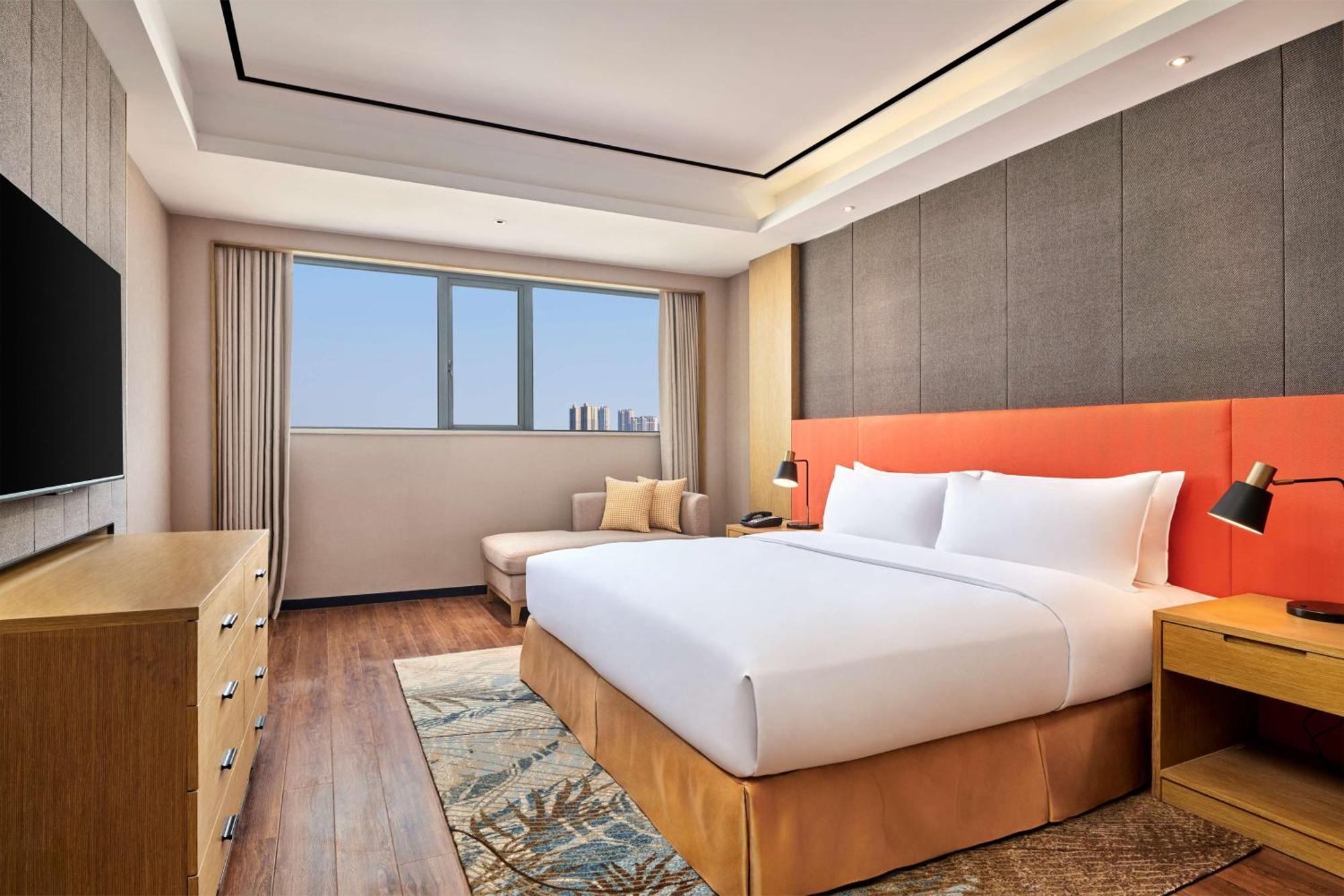 Hilton Garden Inn Wuhan Hankou Zewnętrze zdjęcie