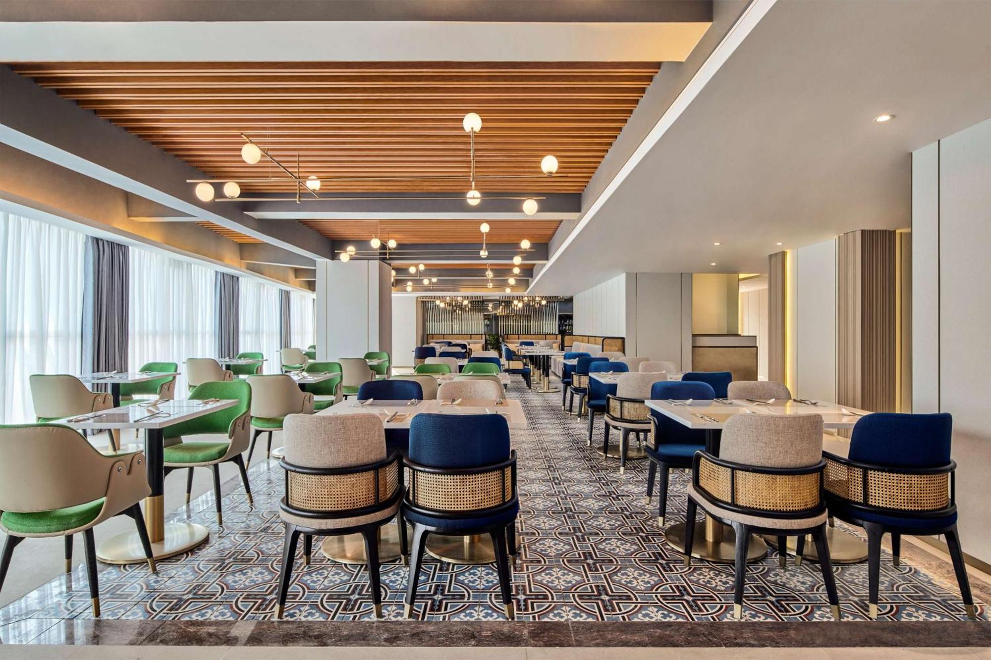 Hilton Garden Inn Wuhan Hankou Zewnętrze zdjęcie