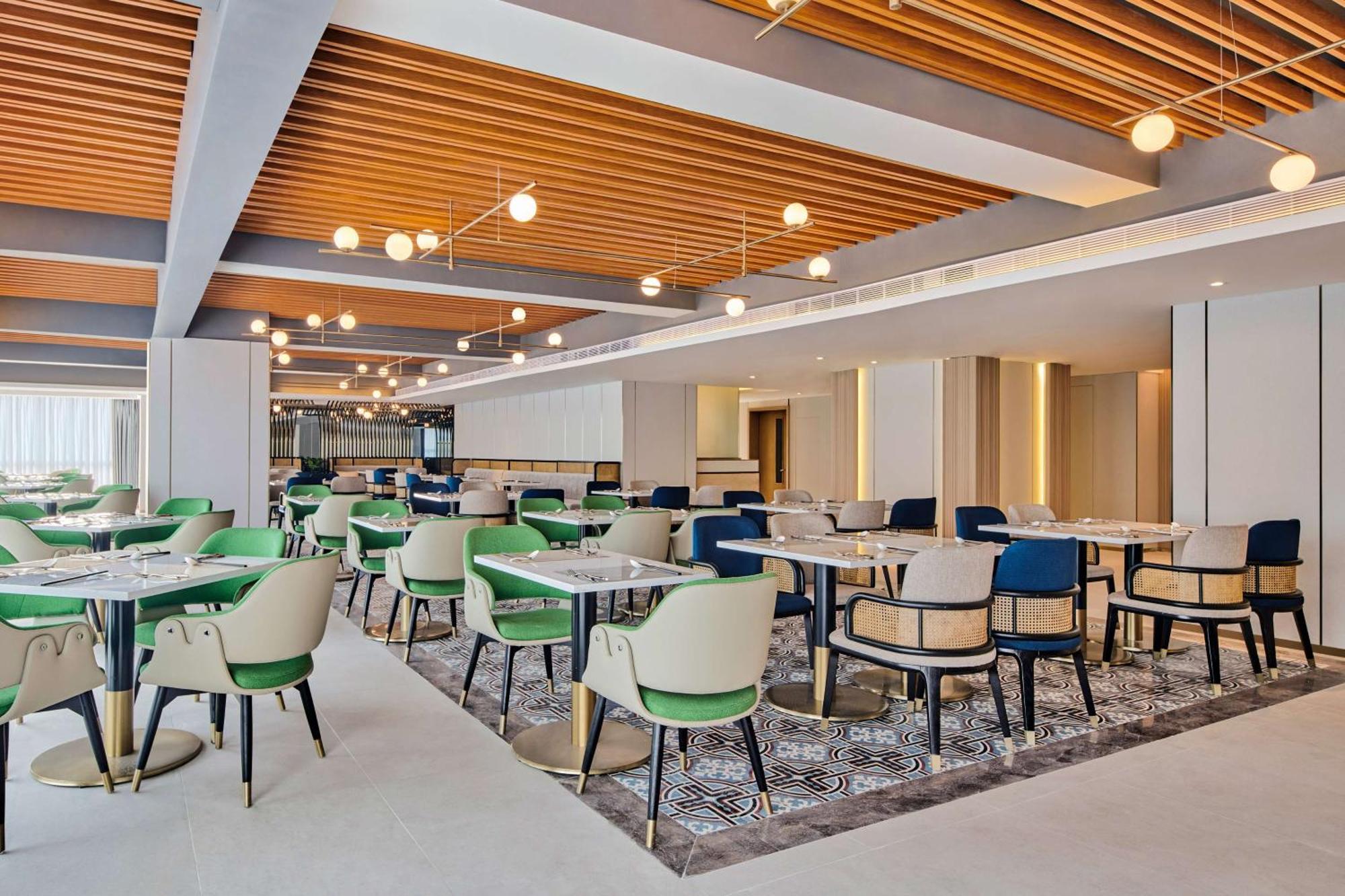 Hilton Garden Inn Wuhan Hankou Zewnętrze zdjęcie